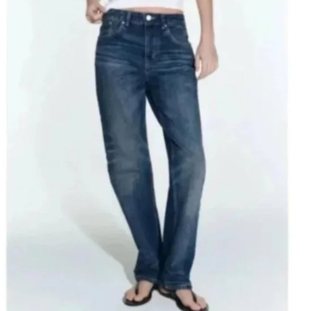 ZARA ZW MID-RISE CROPPED STRAIGHT LEG JEANS IN BLUE SIZE 2 NWOT